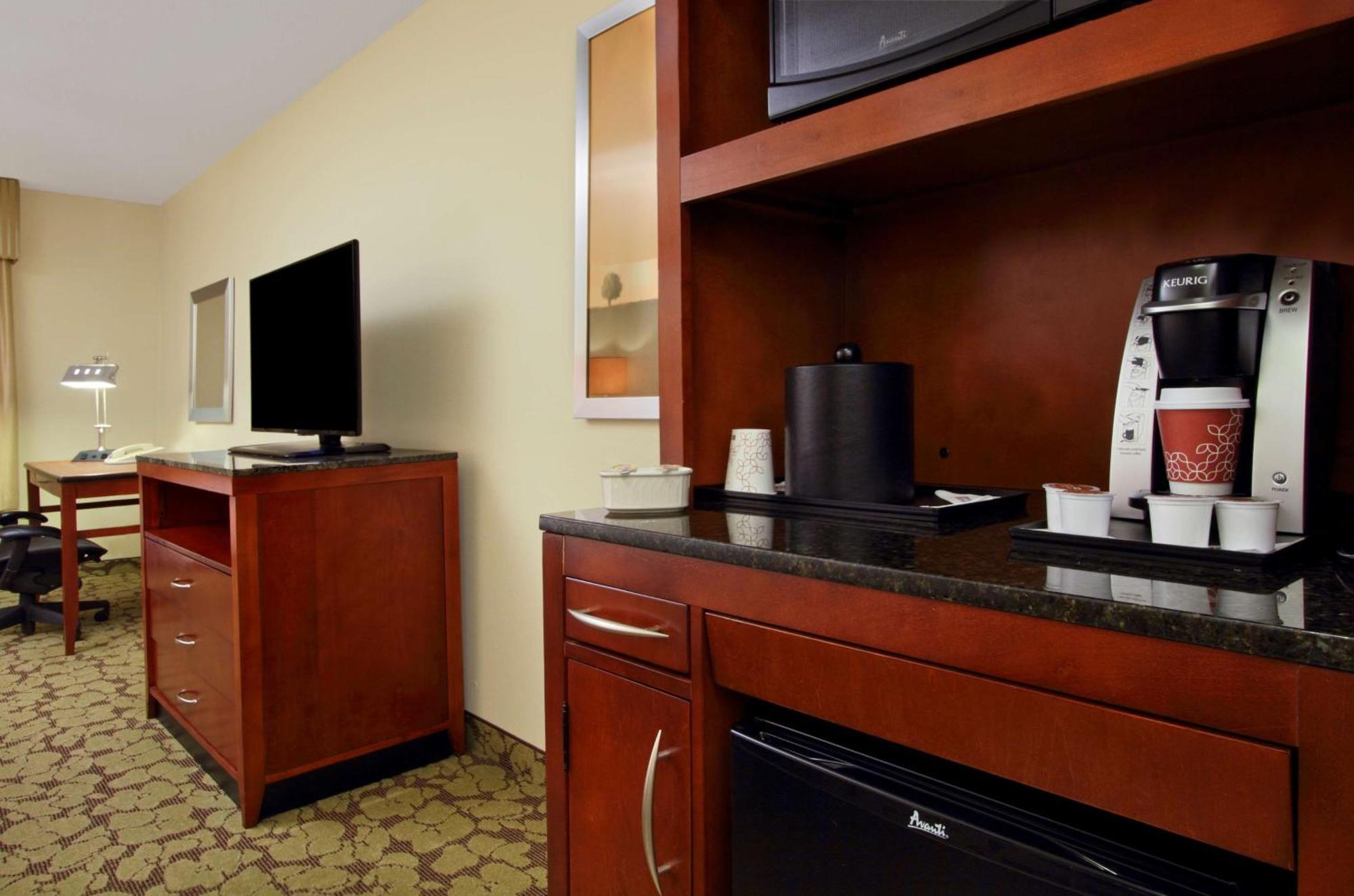 Hilton Garden Inn Columbus Airport Esterno foto