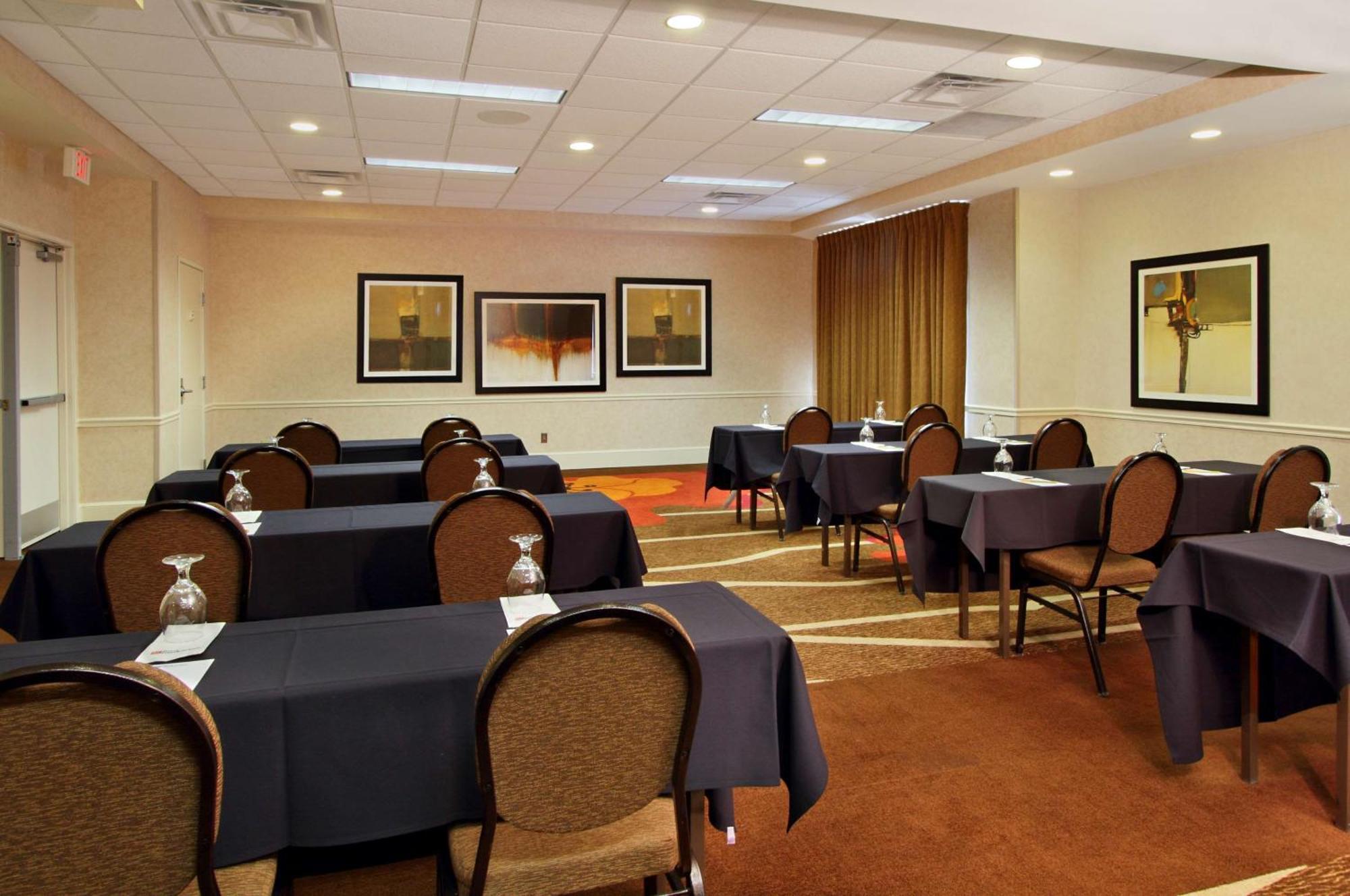 Hilton Garden Inn Columbus Airport Esterno foto